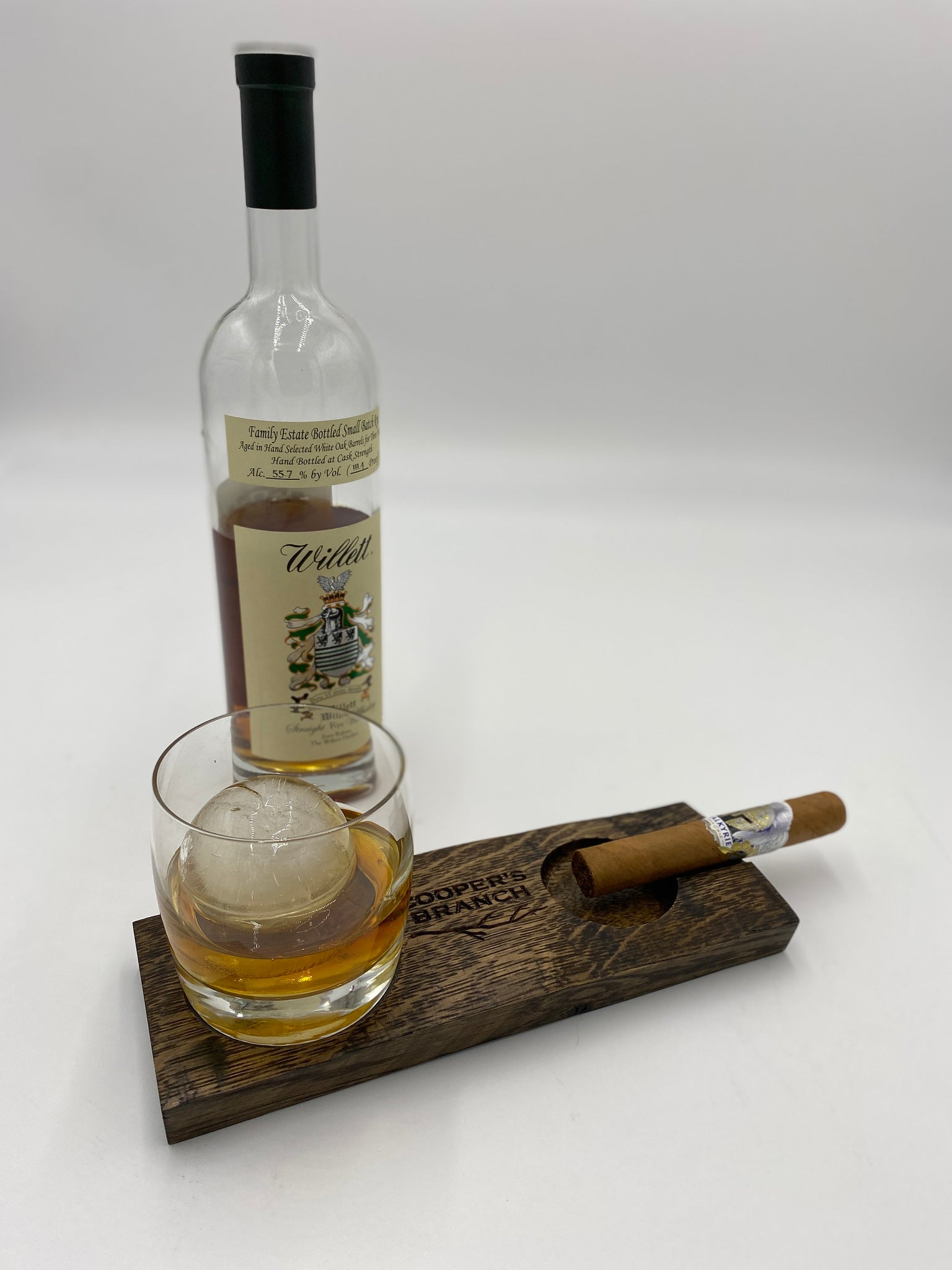 Horseshoe Cigar Coaster & Ashtray with A Crystal Whiskey Cigar Glass I –  Poe and Company Limited